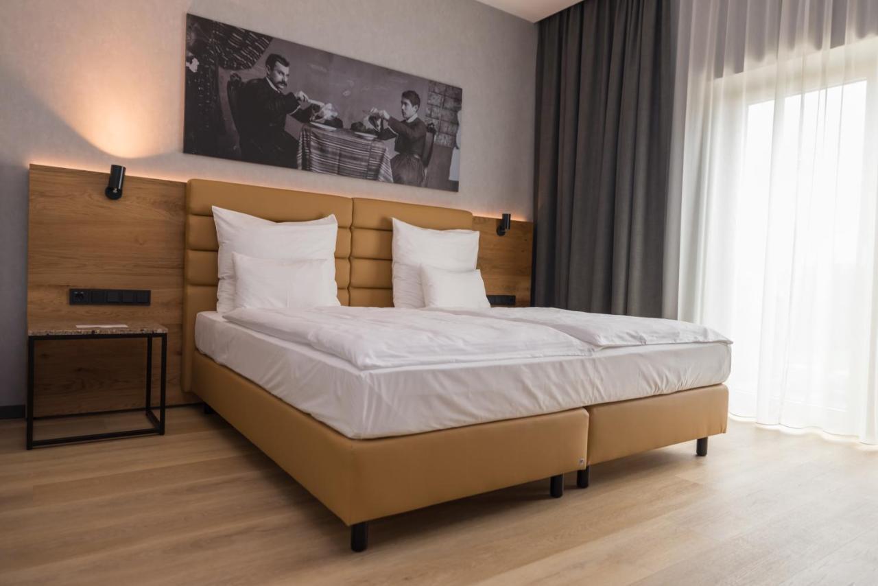 Mk Hotel Tirana Rinas Kültér fotó