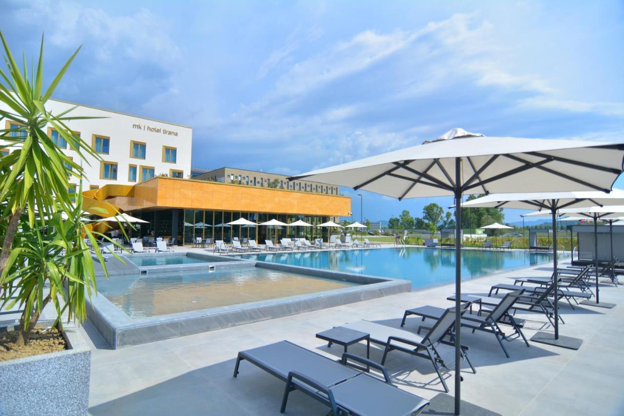 Mk Hotel Tirana Rinas Kültér fotó The swimming pool at the hotel