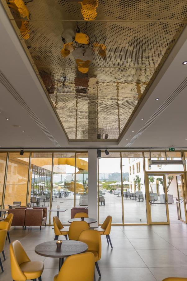 Mk Hotel Tirana Rinas Kültér fotó The ceiling of the lobby