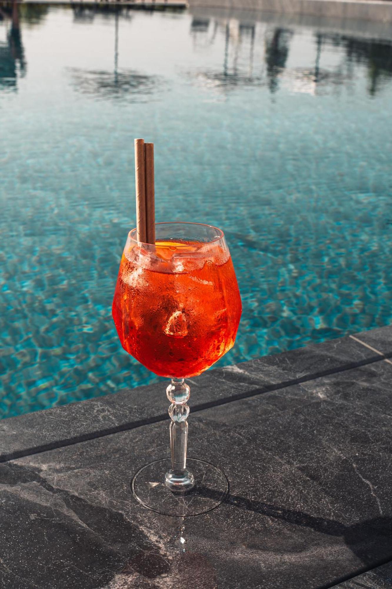 Mk Hotel Tirana Rinas Kültér fotó A glass of Aperol Spritz